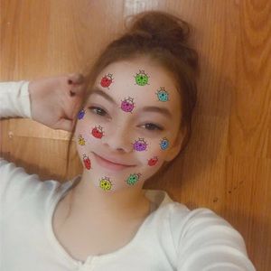 Meet your Posher, Felicia